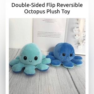 Double sided reversible octopus plush toy